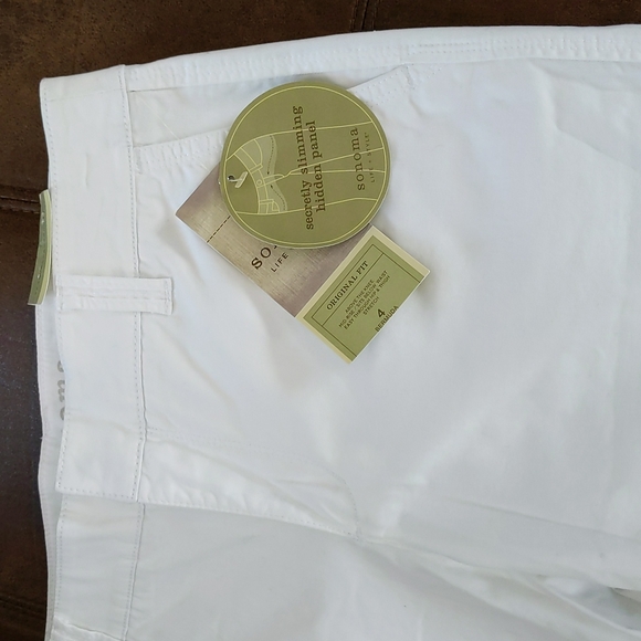 NEW Sonoma Mid-Rise Original Fit Slimming Mid-Rise Bermuda Shorts 4 White - Picture 7 of 14